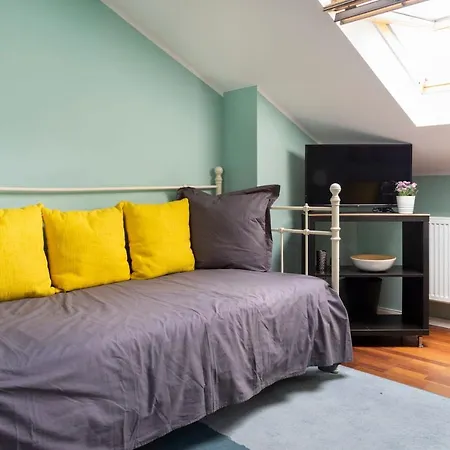 Rosenthaler Calling - Rooftop Apartment