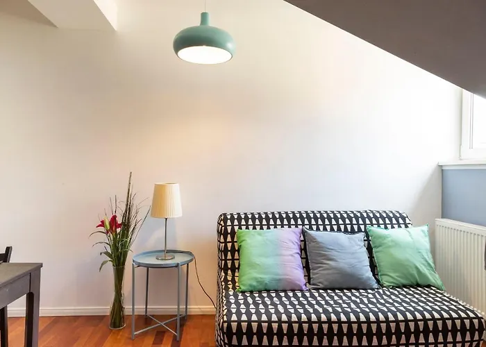 Rosenthaler Calling - Rooftop *